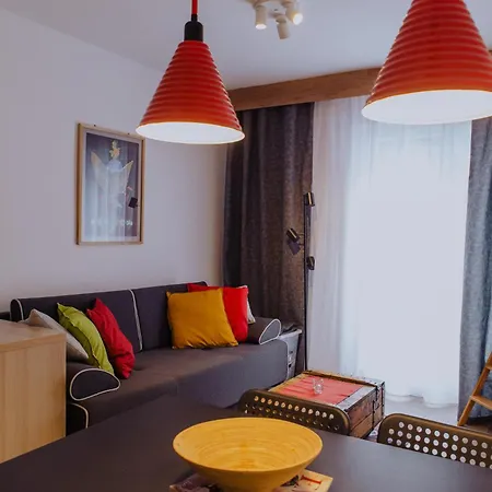 Detlic Divcigora Divcibare